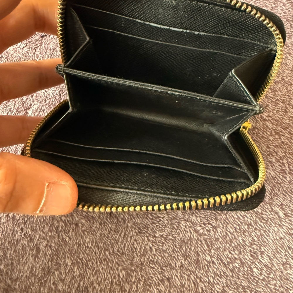 Prada Black Saffiano Leather Zip Wallet - Picture 4 of 7